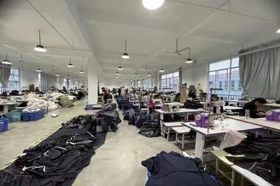 “战疫”不忘抓发展 信阳固始实行“双驱动”运行，鞋帽产业展现韧性